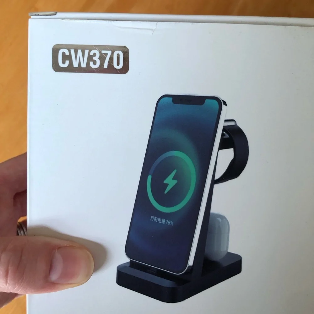 NIB New in Box IPhone 3 in 1 Charging Station